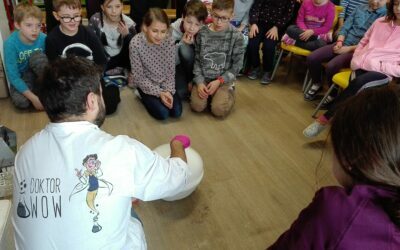 Warsztaty przyrodniczo-chemiczne Doktora WOW. Klasy 1-3.